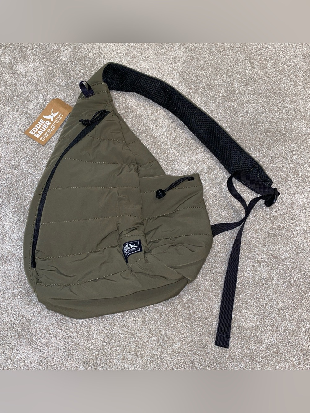 Eddie Bauer Cirruslite Sling Pack Green Quilted  Puffer Crossbody Bag NWT $49
